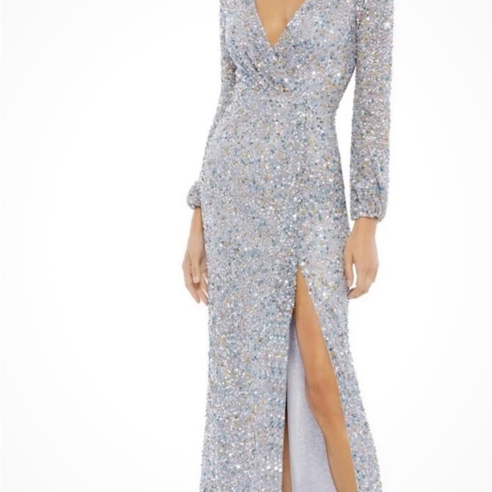 NWT Mac Duggal  Silver Sequin Gracian  Evening Gown dress size 6
